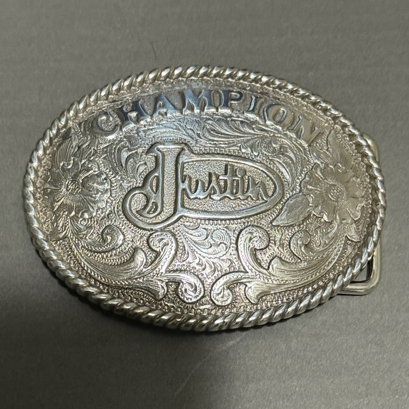 Justin Boots Accessories - Justin Boots Silver Oval Belt Buckle Women’s or Kids